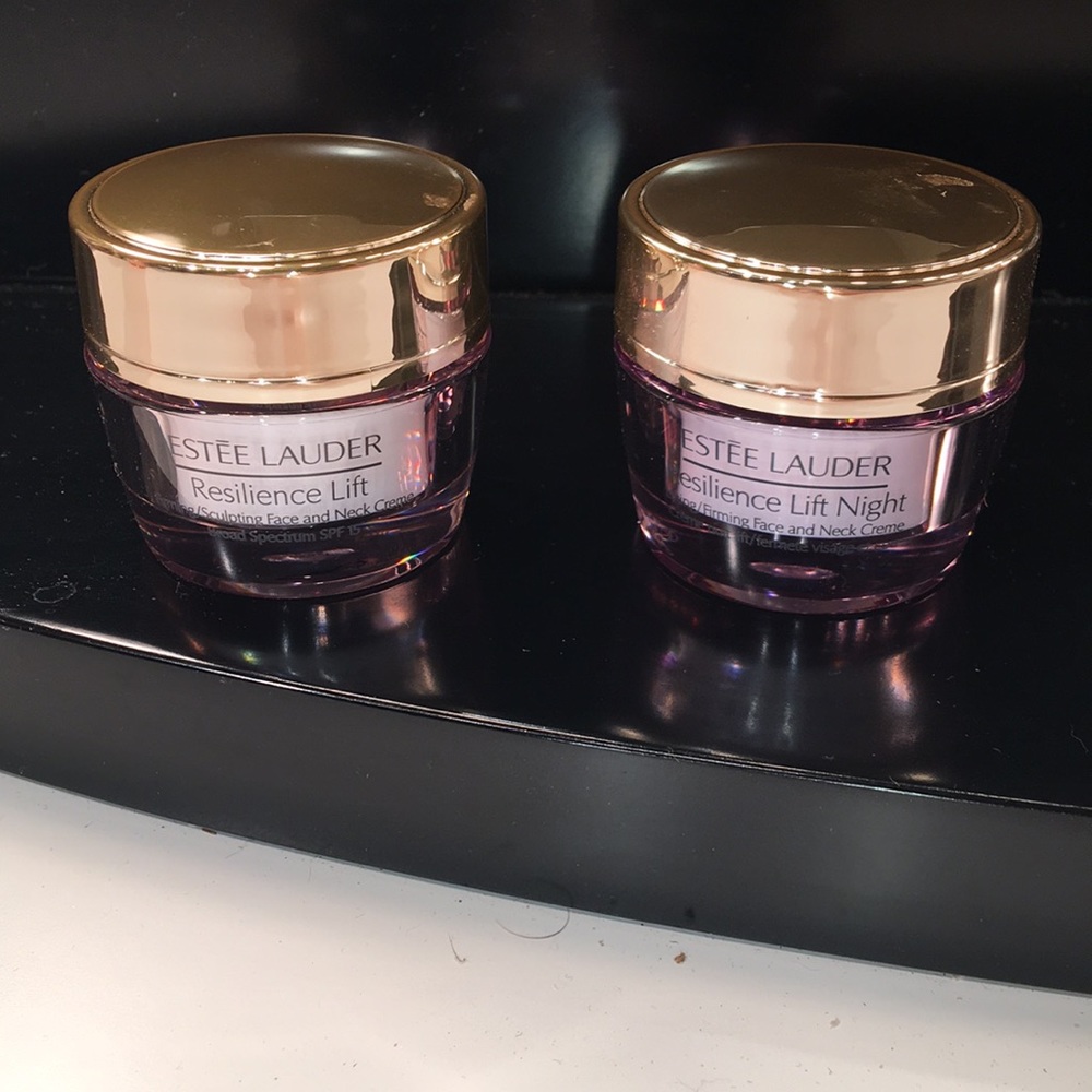 Estée Lauder Resilience Lift!!
